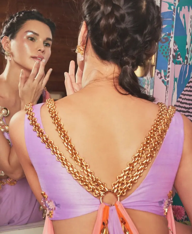Stylish Sleeveless Blouse Designs