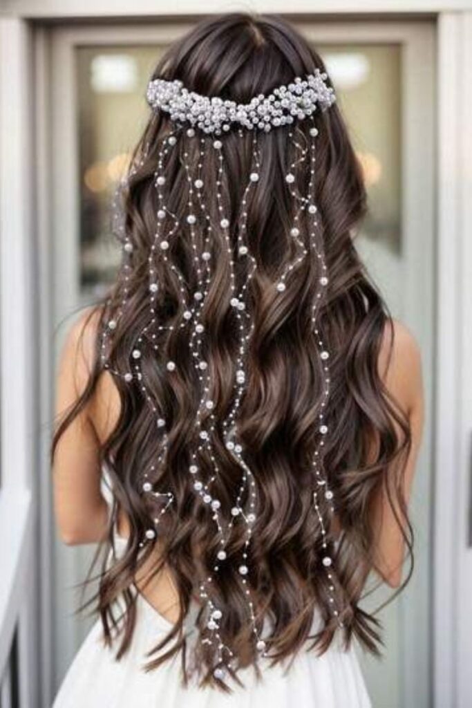 Open Glam Waves with Pearl Chains