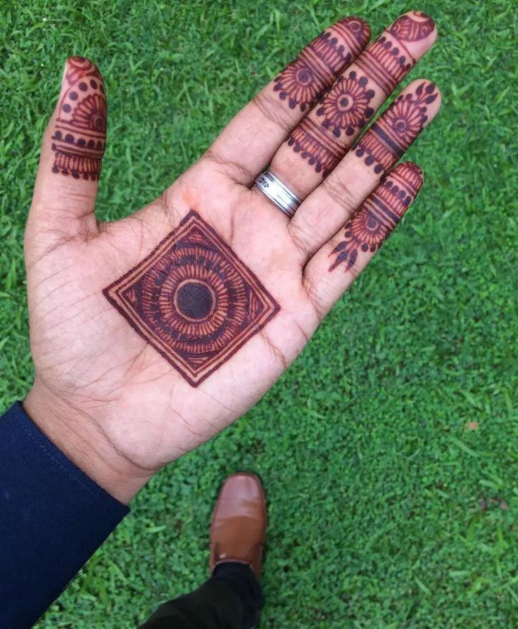 Squared Approach Bridegroom Mehndi Design