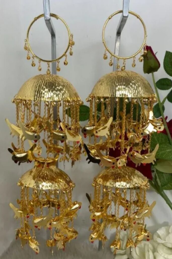 Gold Kalire with Hanging Bird Charms