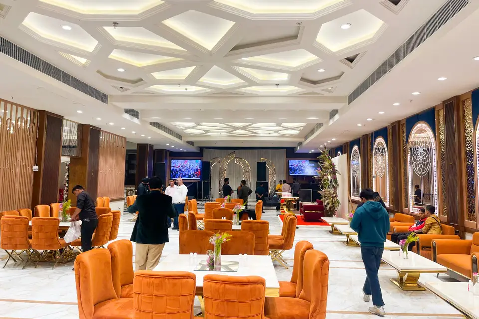 clay inn hotel gurgaon