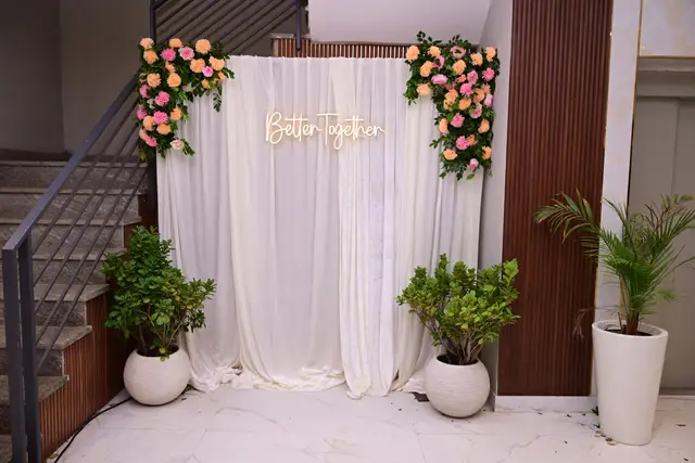 saltstayz premier paschim vihar